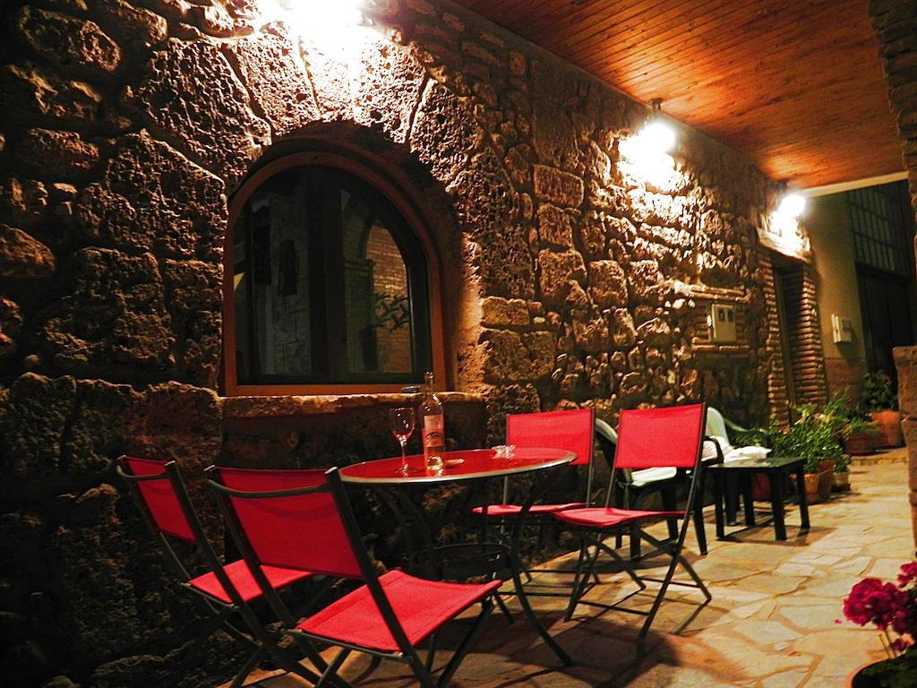 Domitila Rooms Clavijo エクステリア 写真