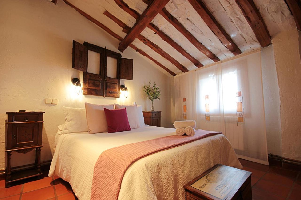 Domitila Rooms Clavijo エクステリア 写真