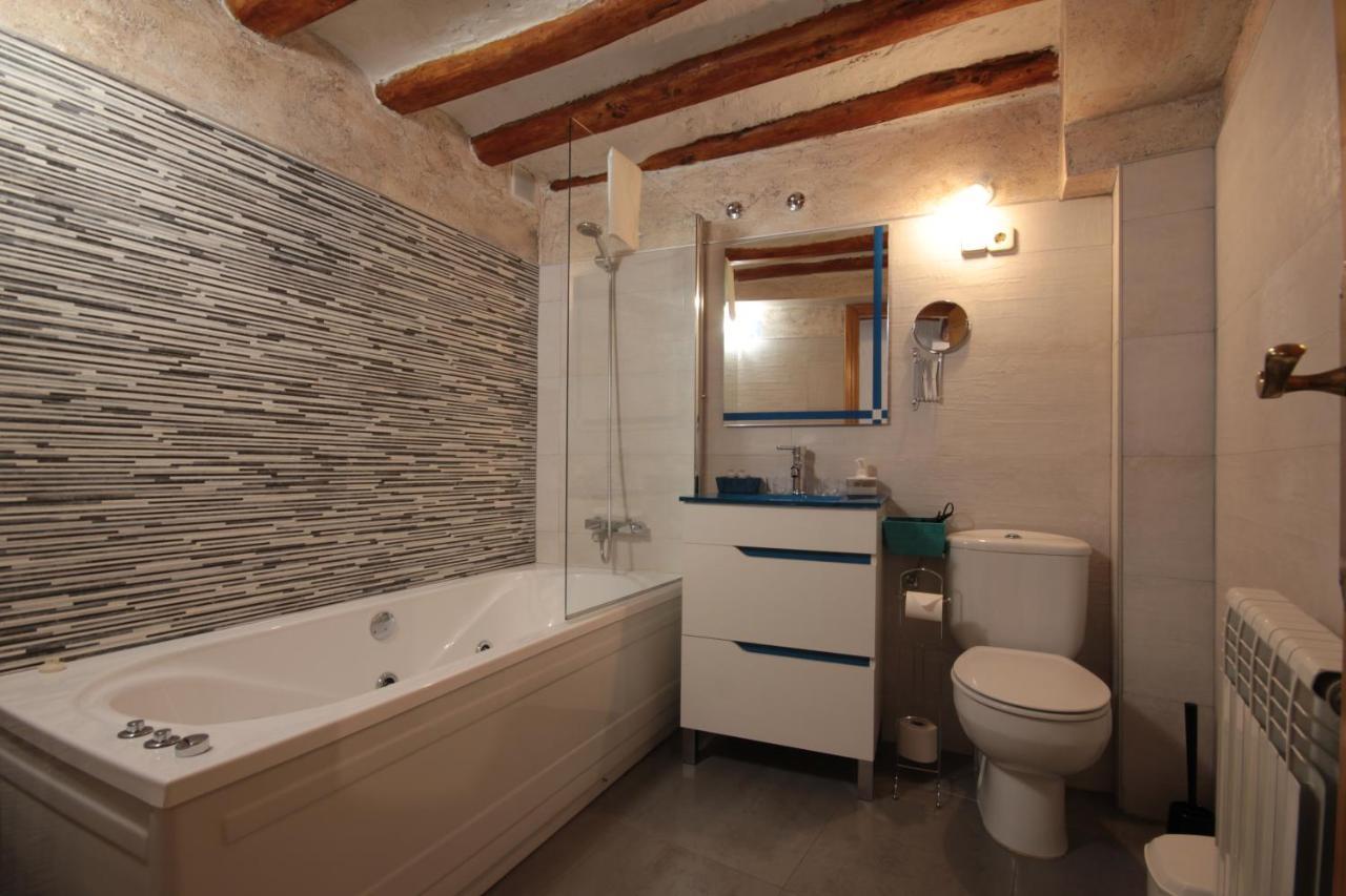 Domitila Rooms Clavijo エクステリア 写真