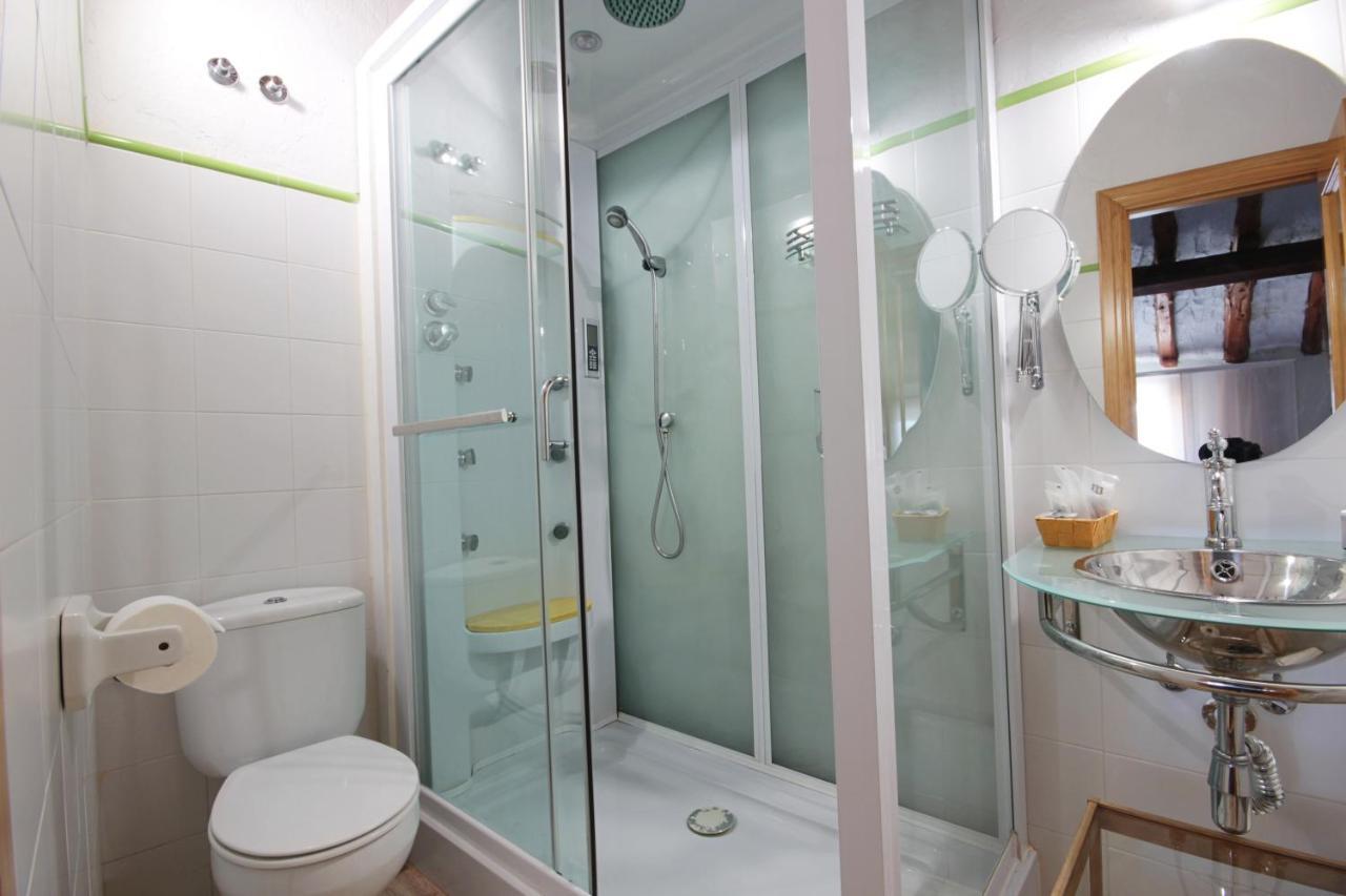 Domitila Rooms Clavijo エクステリア 写真